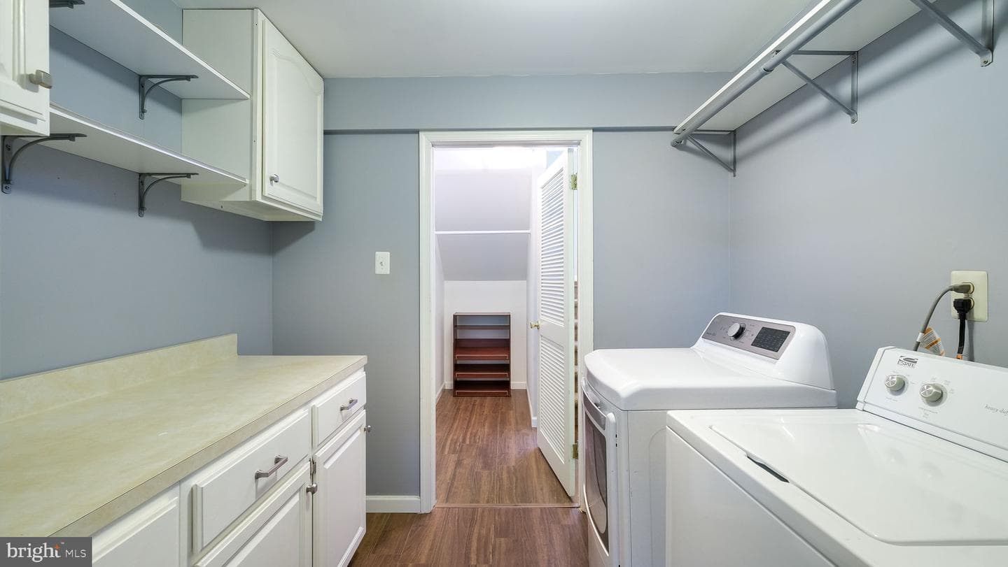 4570 Louise Saint Claire Dr photo 30