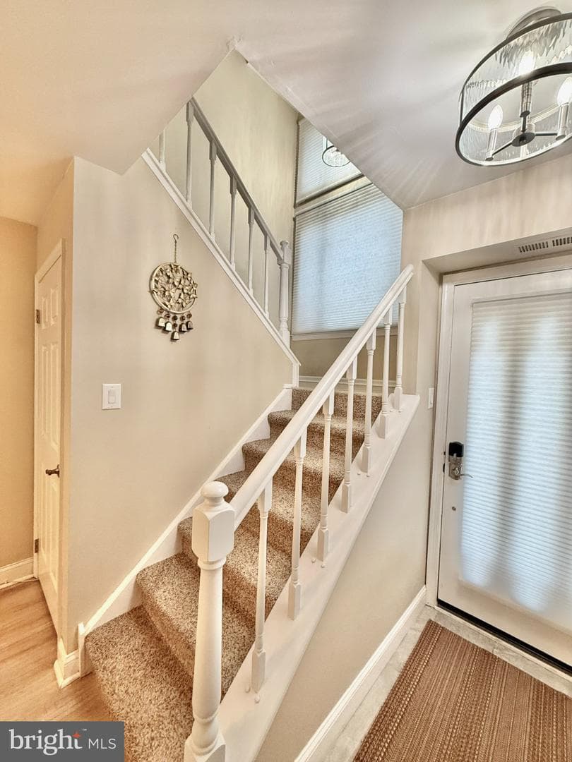 102 Windham Court photo 12