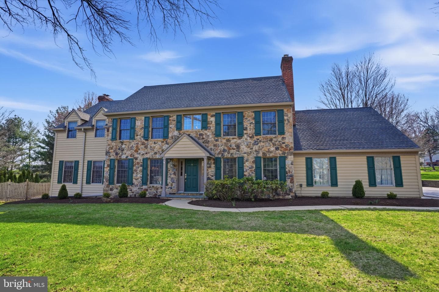 2840 W Fox Chase Circle