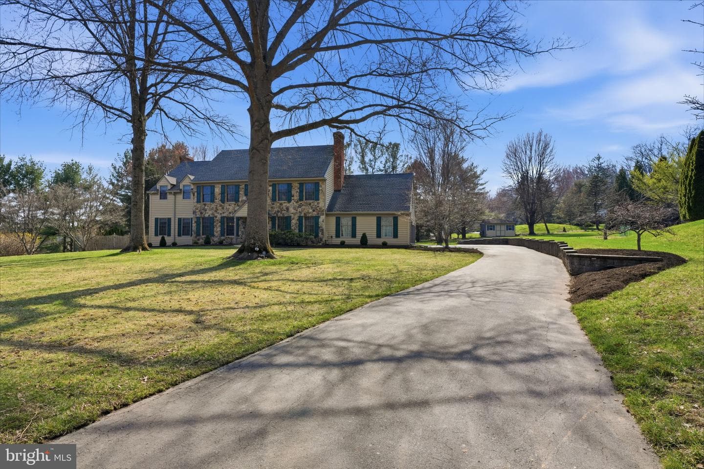 2840 W Fox Chase Circle photo 2