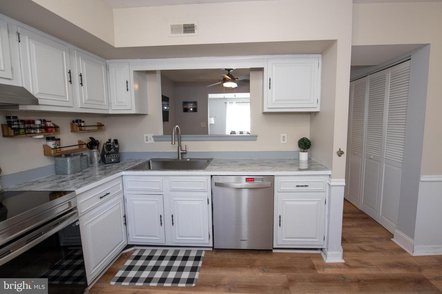1000 Jacksonville Road #18 photo 17
