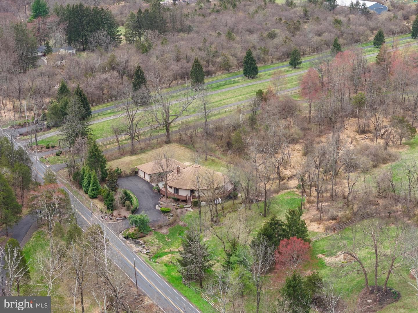 2119 S Sugan Road photo 2