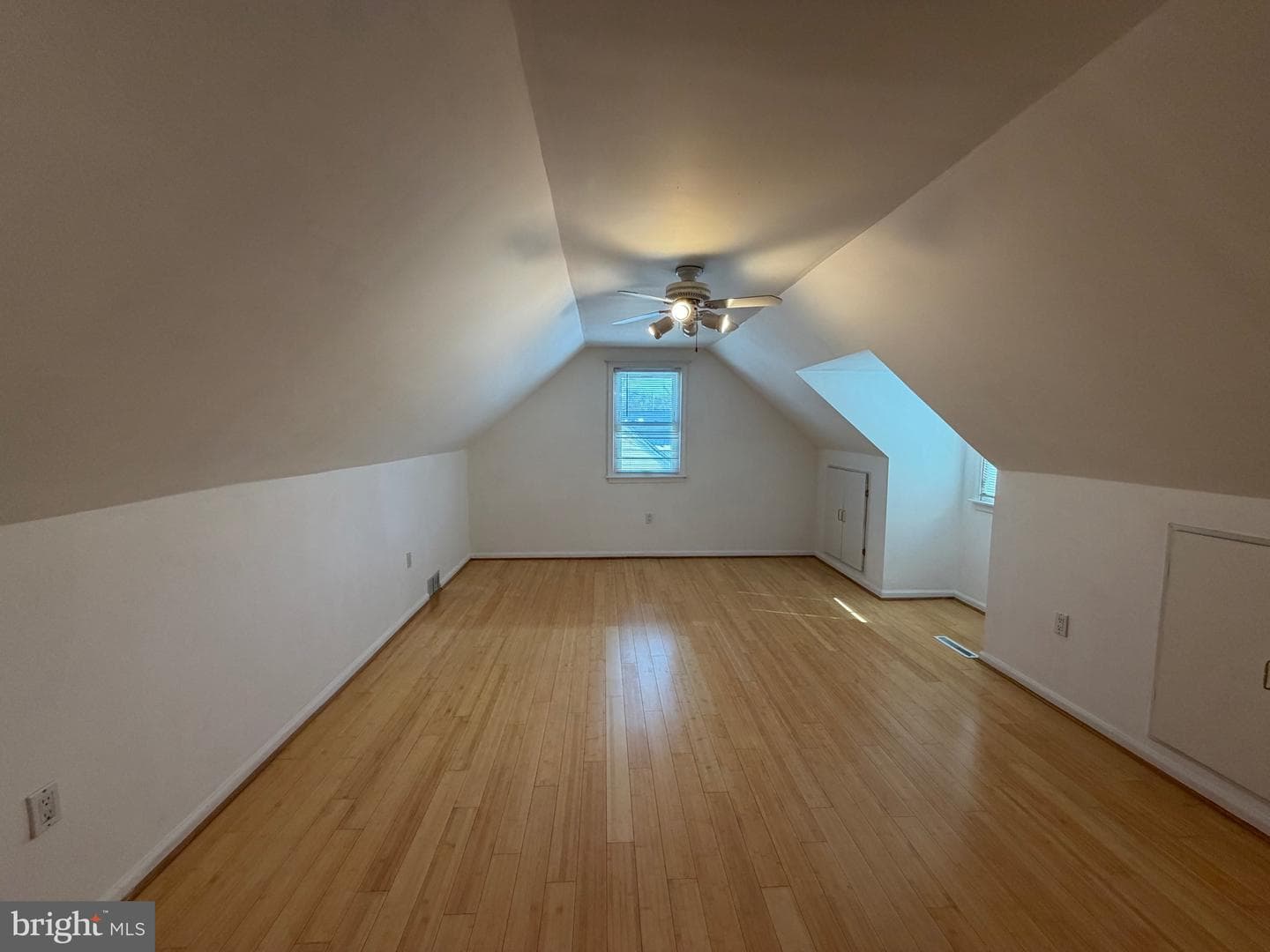 10 Bowling Green Avenue photo 20