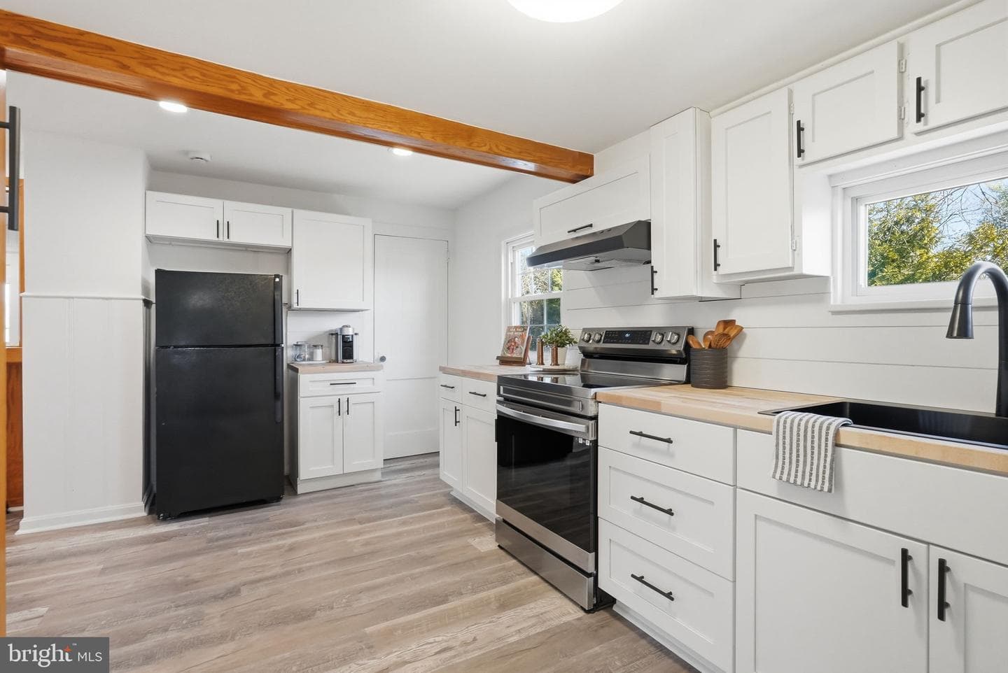 292 Walter Road photo 20