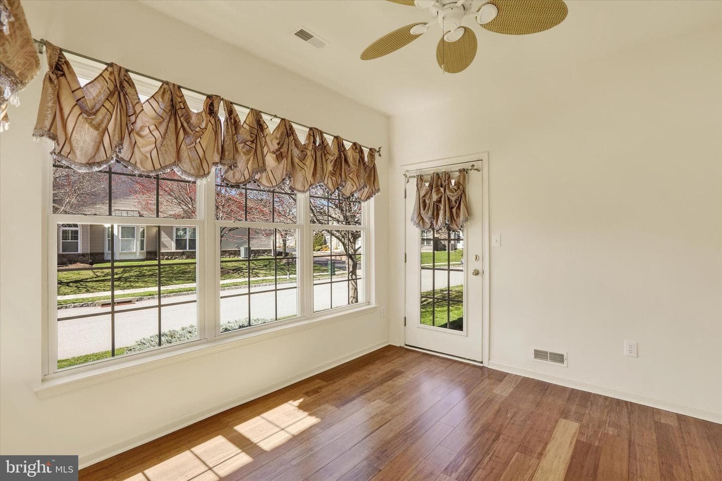 240 Shady Brook Drive #270 photo 19