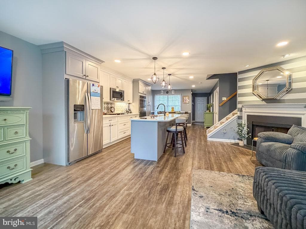 2203 Waterford Road photo 3