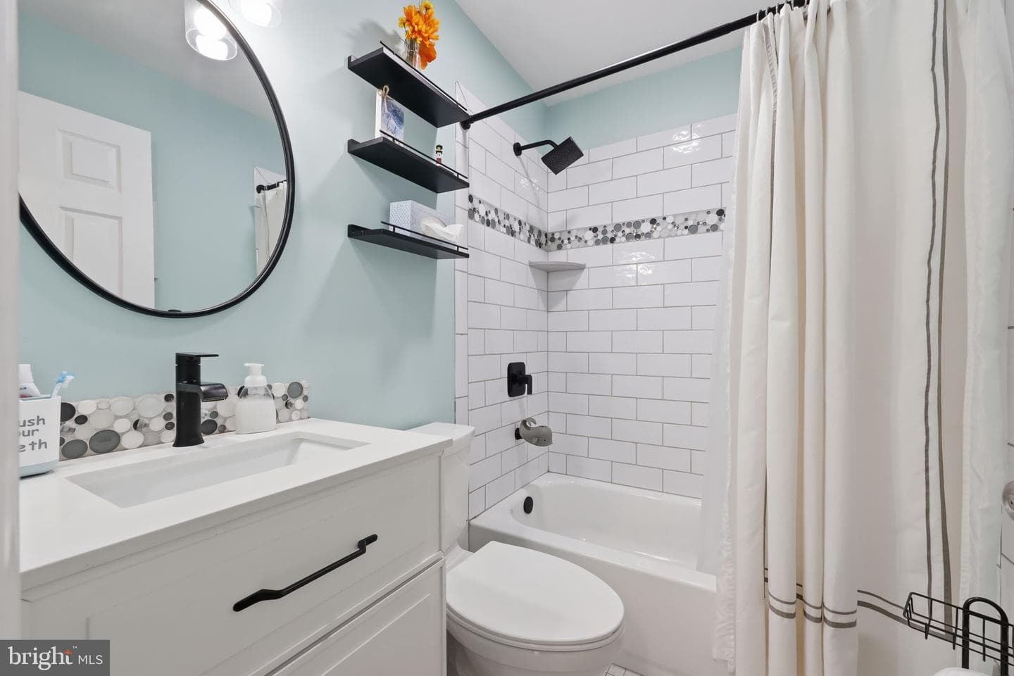 60 Lower Orchard Drive photo 19