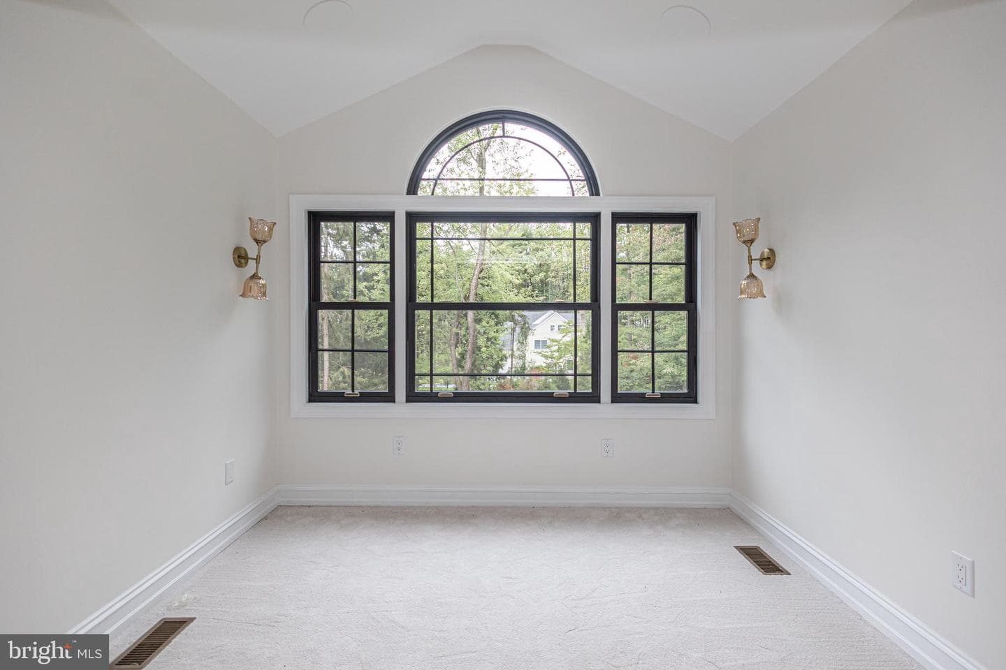 21 Bellinghamshire Place photo 50