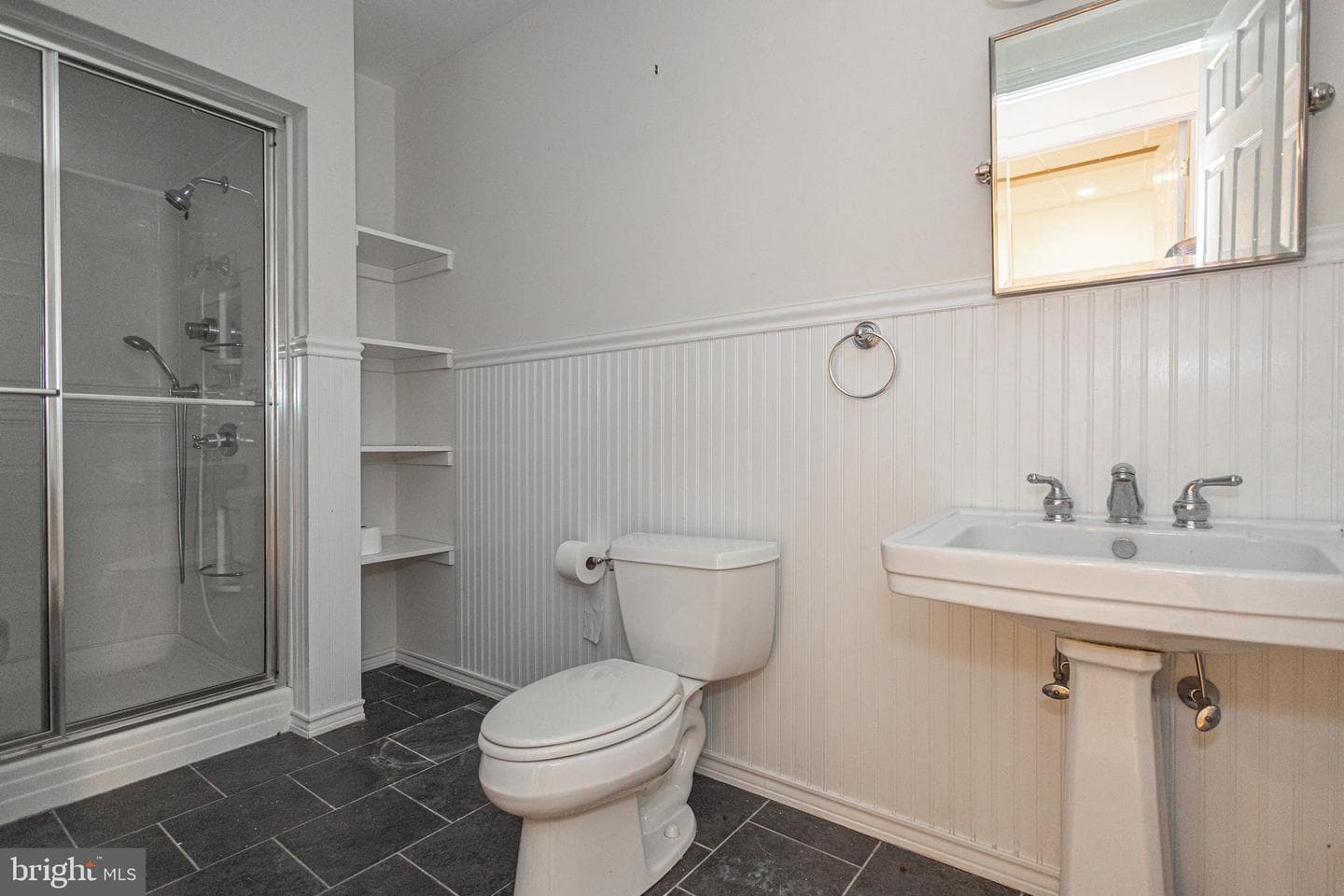 21 Bellinghamshire Place photo 76