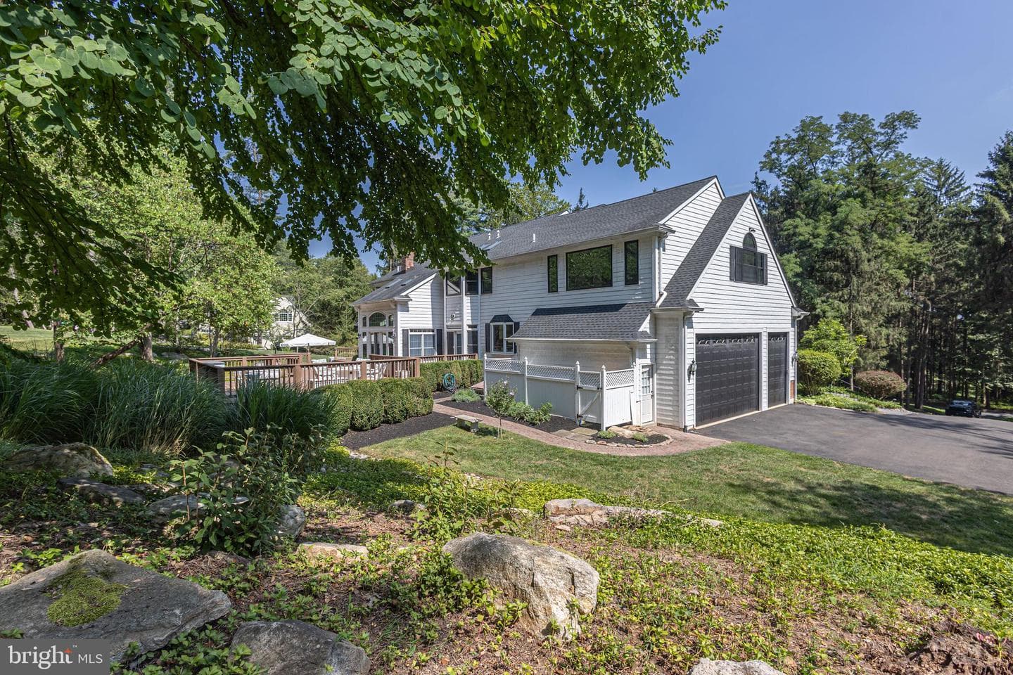 21 Bellinghamshire Place photo 83