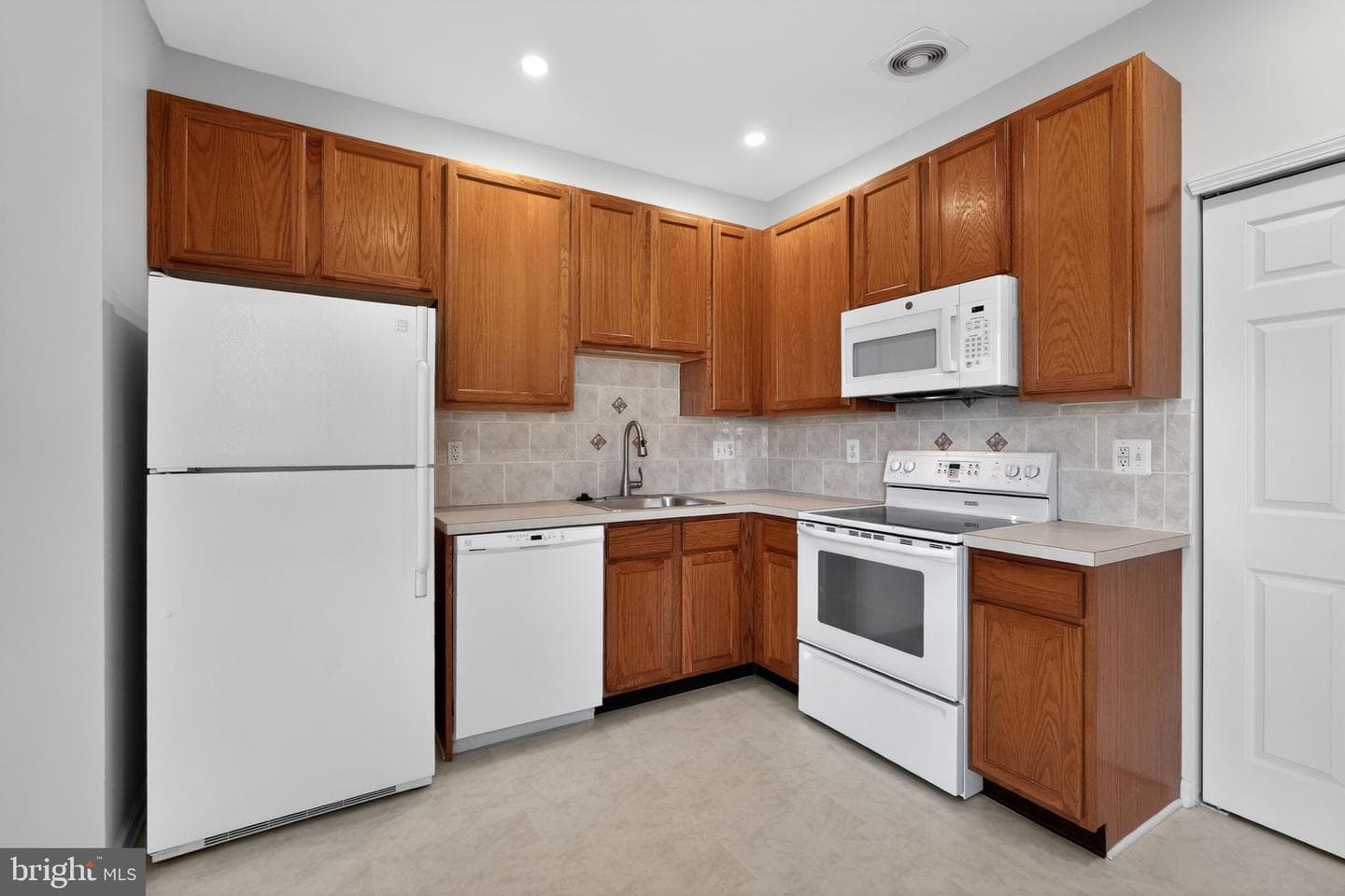 56 Liberty Drive photo 9
