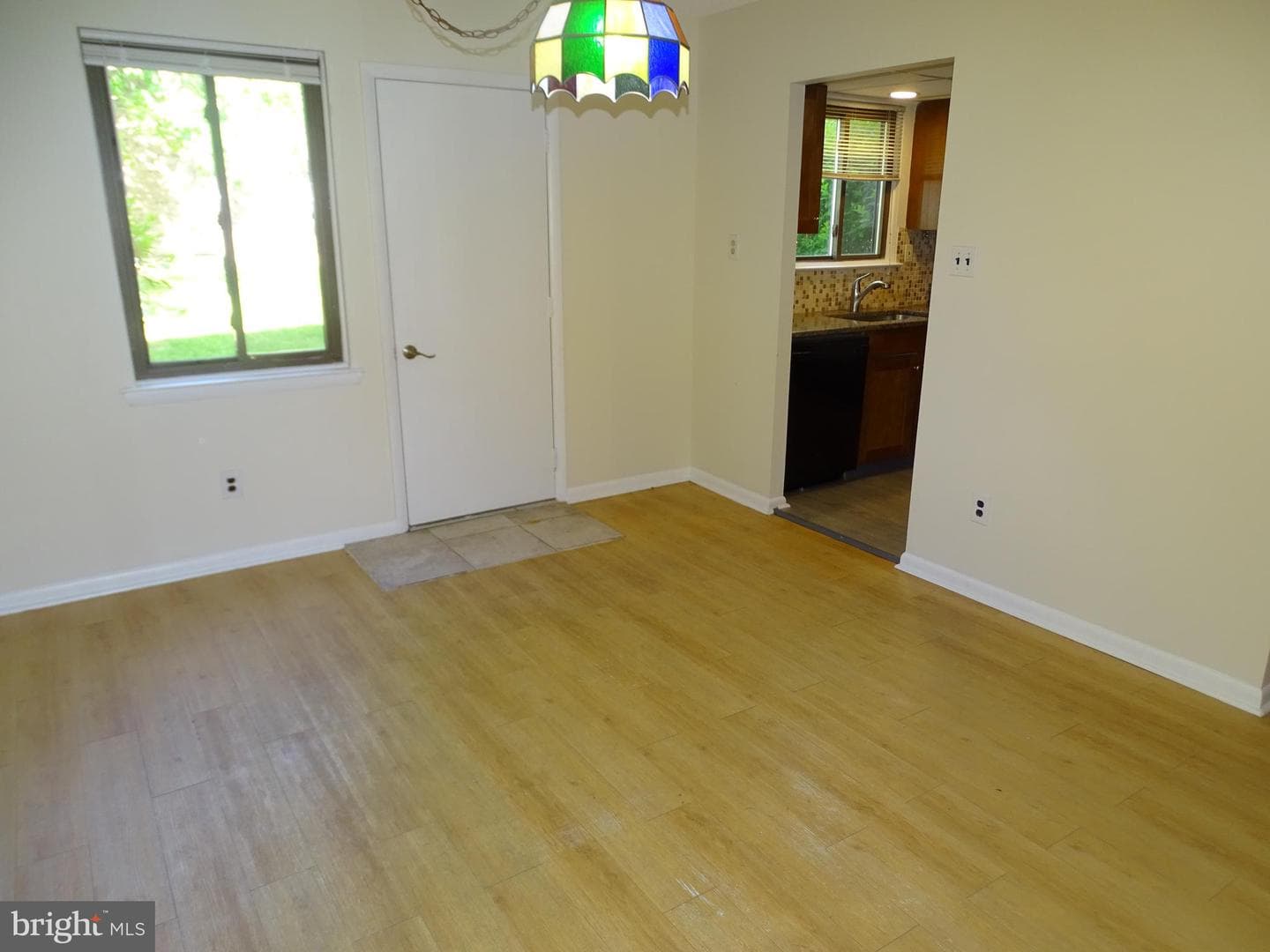 4902 Oxford Court photo 6