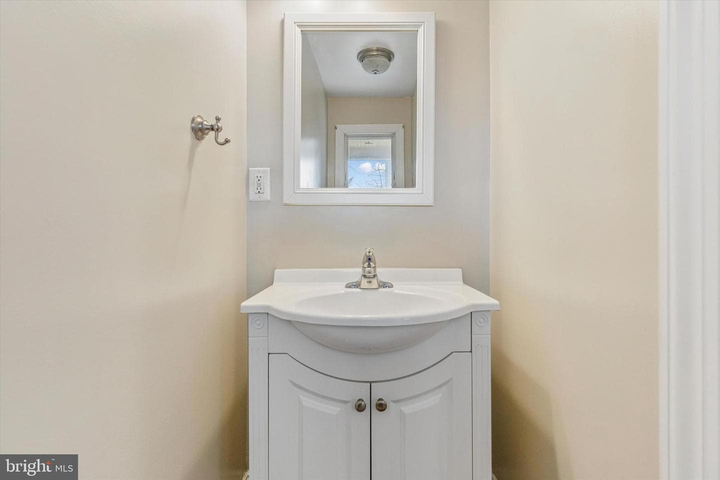 4358 Spruce Avenue photo 14