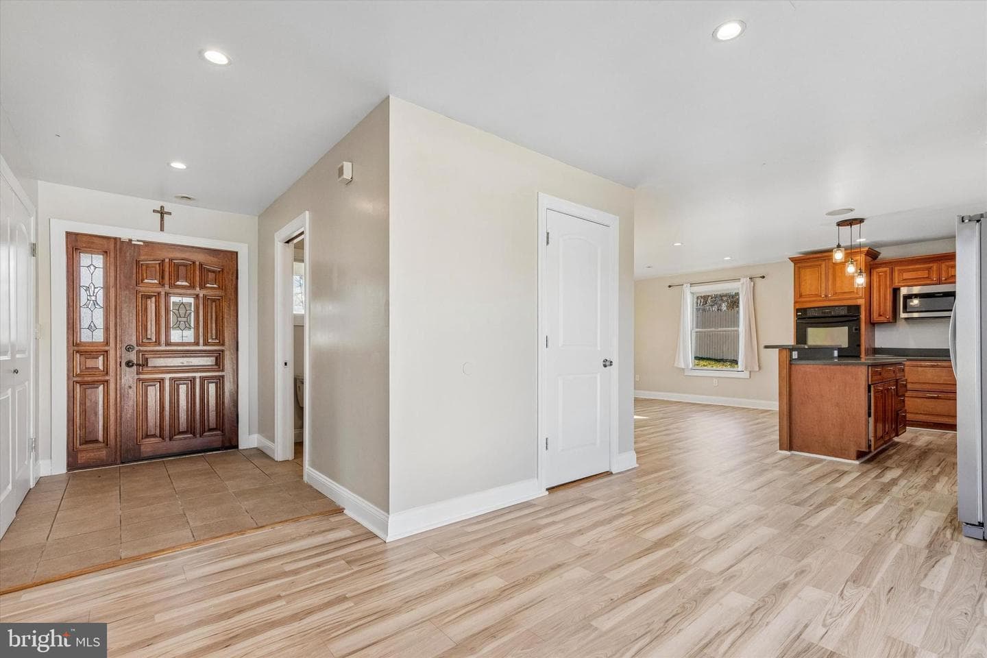 4358 Spruce Avenue photo 3