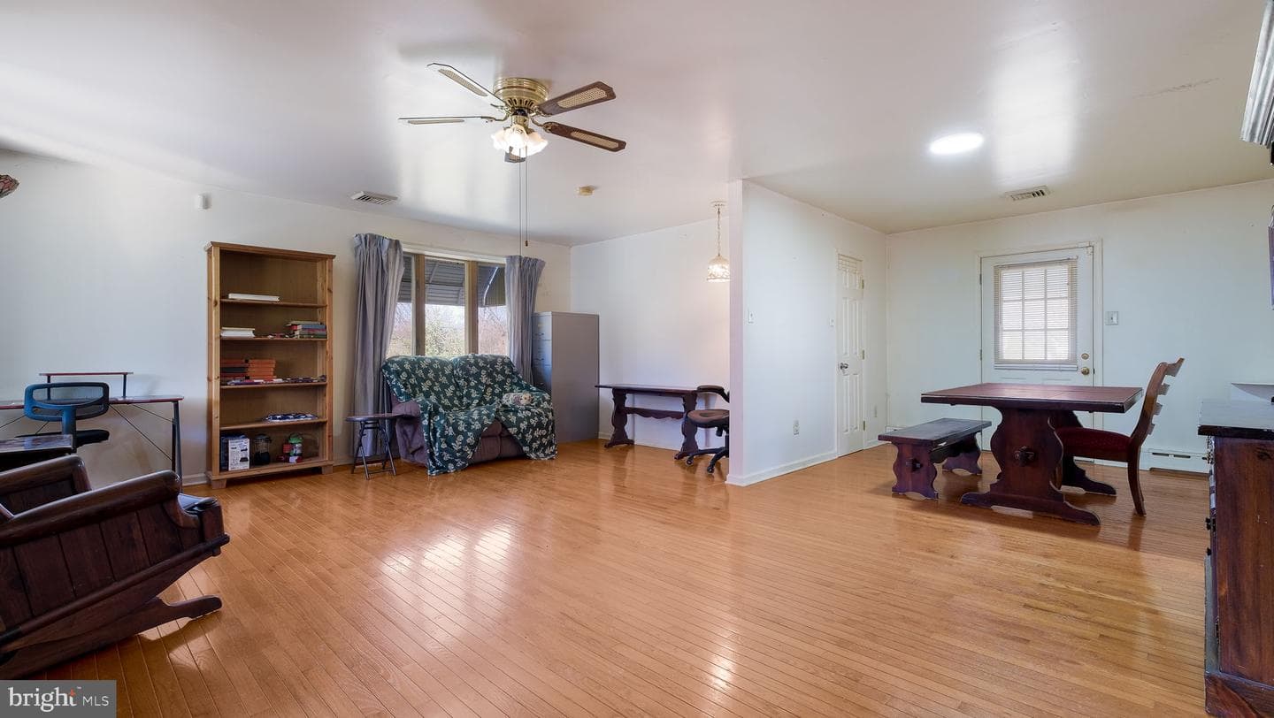 8 Village Drive photo 11