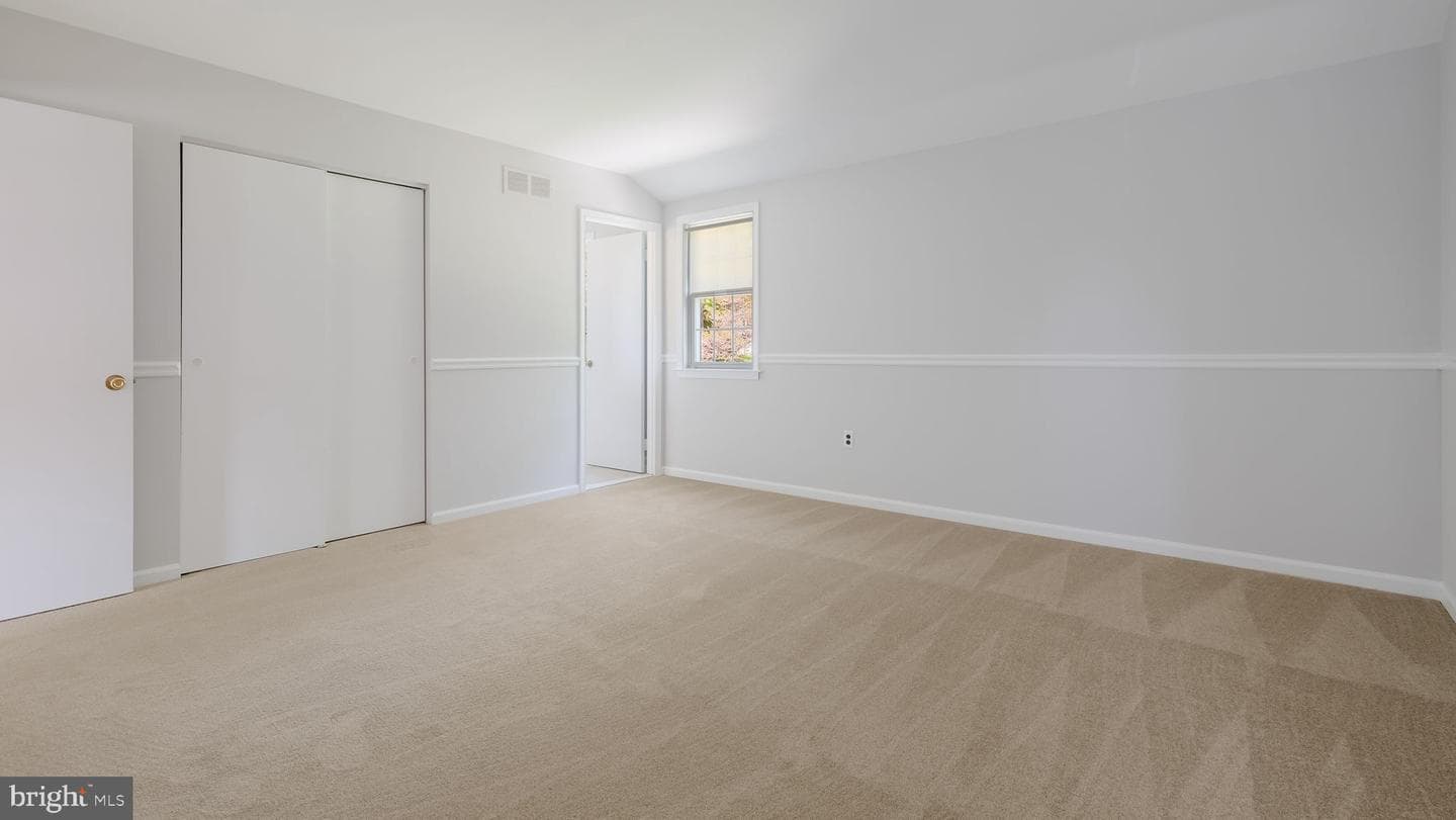 49 Surrey Drive photo 22