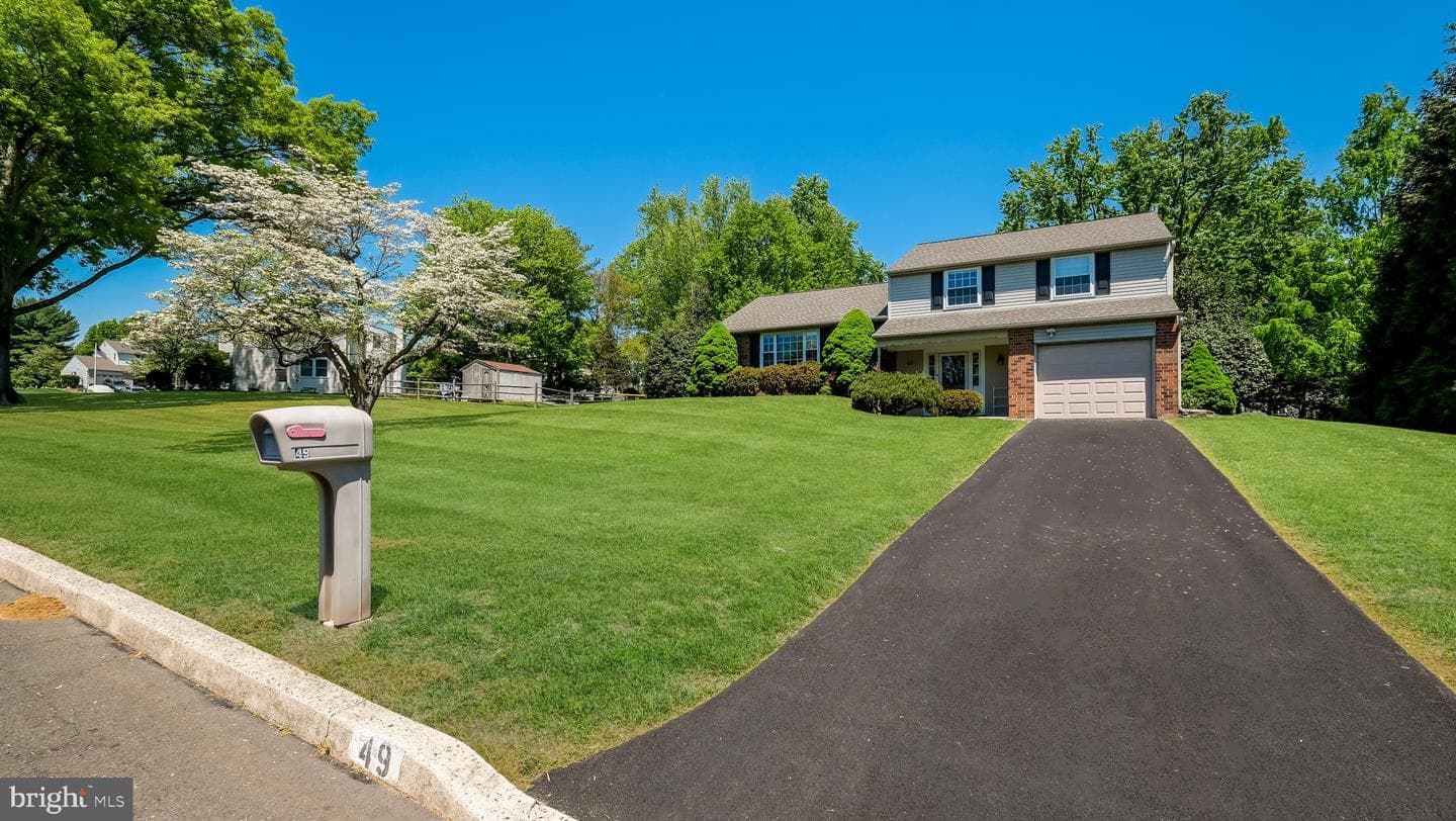 49 Surrey Drive photo 25
