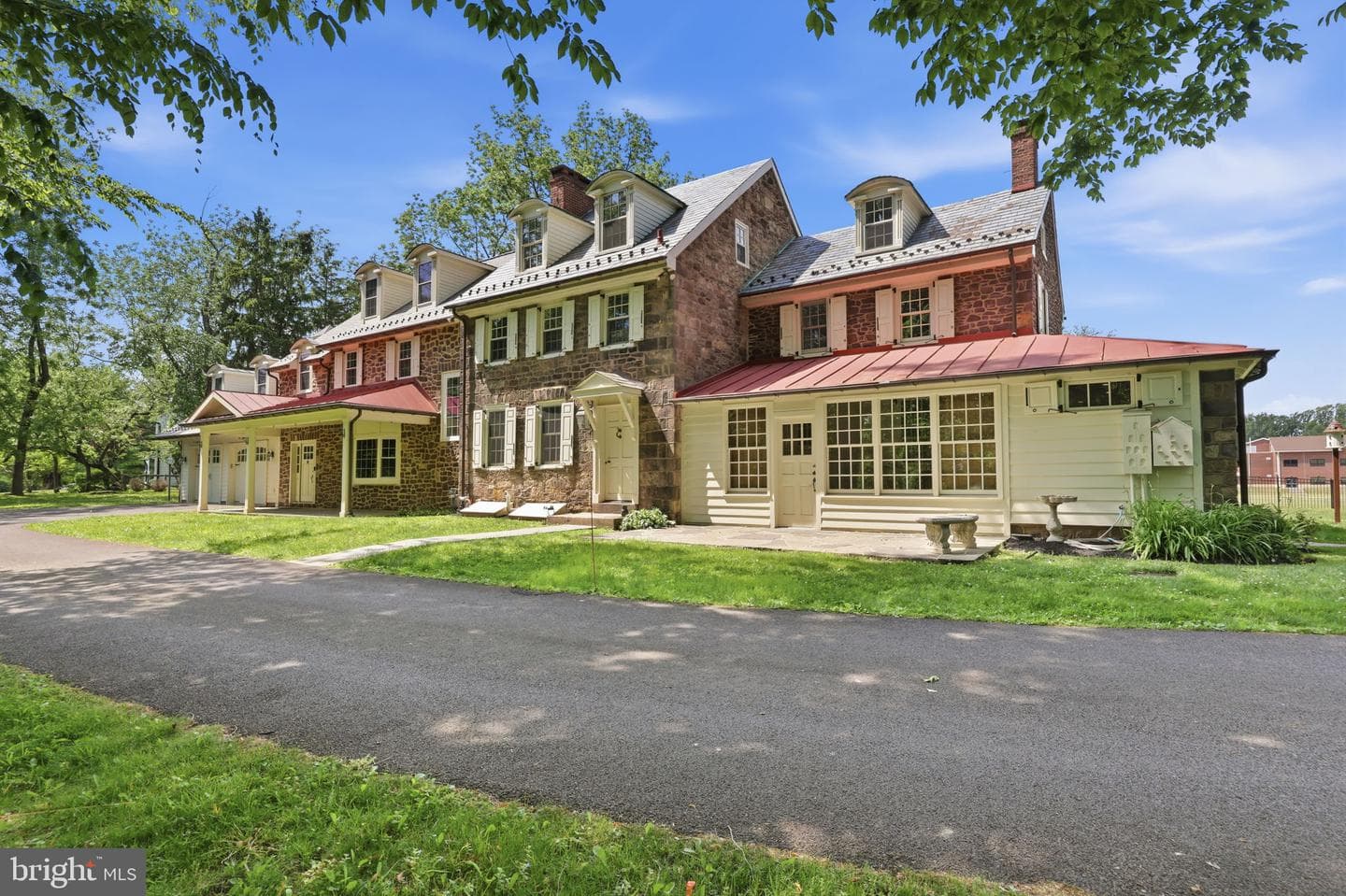 1682 Clydesdale Circle, Yardley