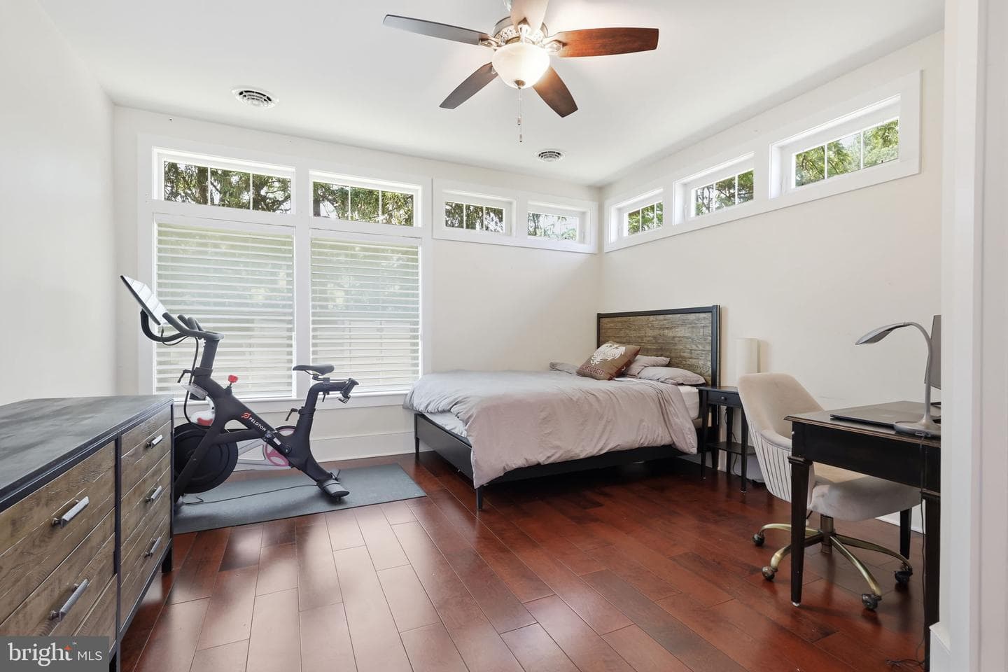 1682 Clydesdale Circle photo 25