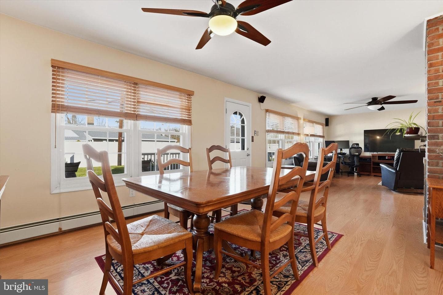 28 Sycamore Road photo 7
