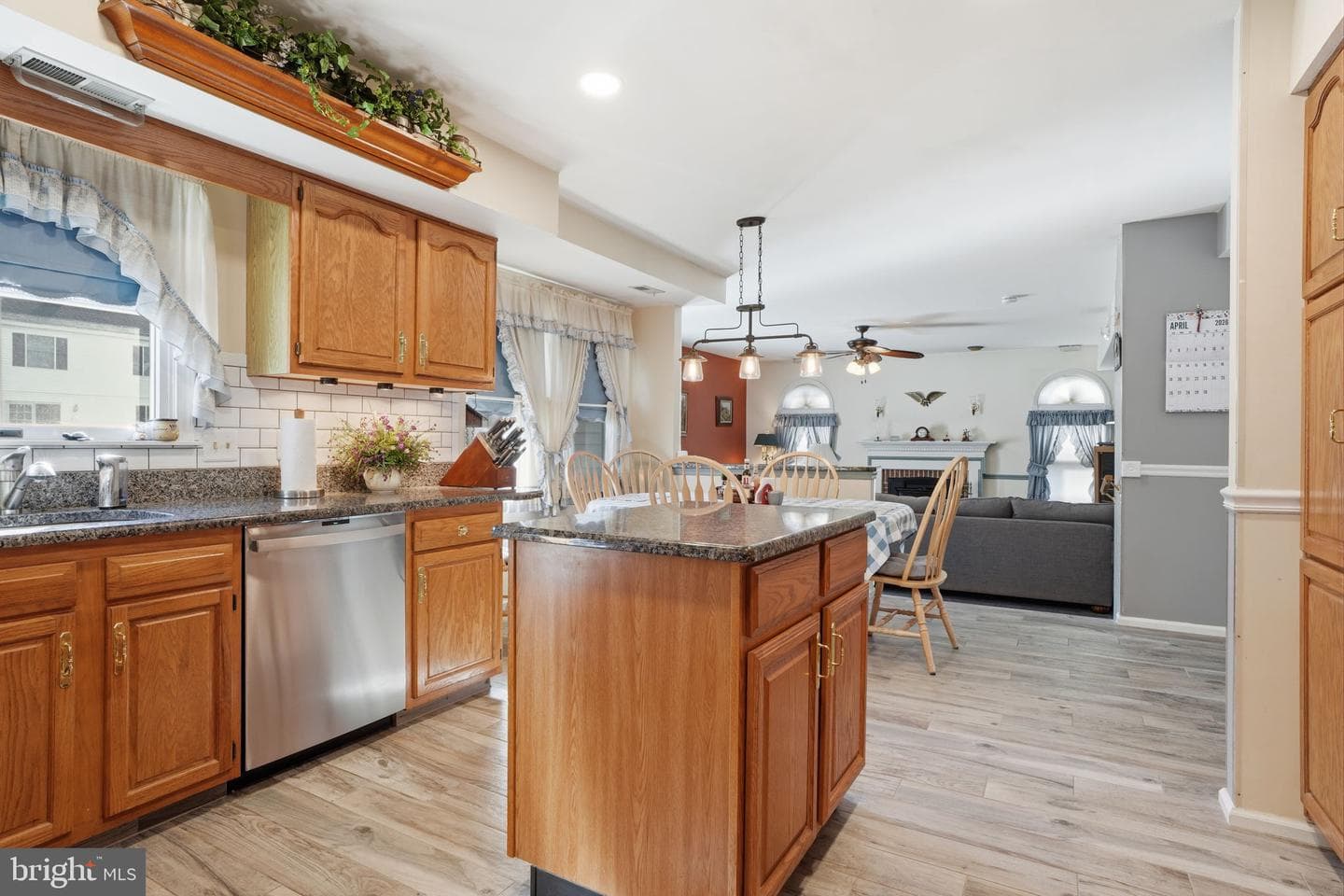 429 Grand Avenue photo 14