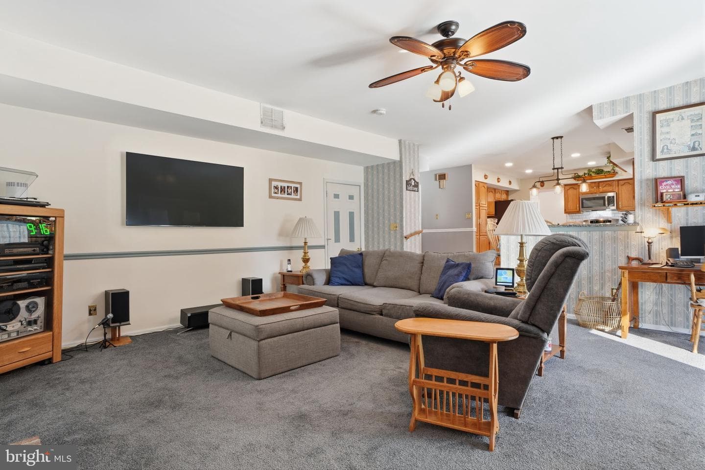 429 Grand Avenue photo 19