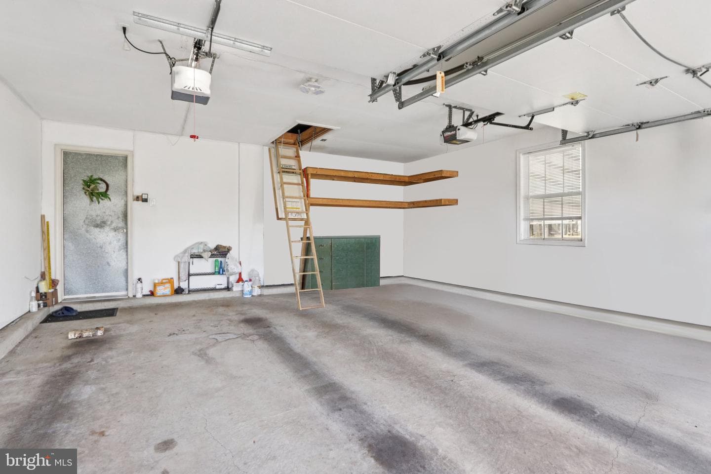 923 Pickering Drive photo 36