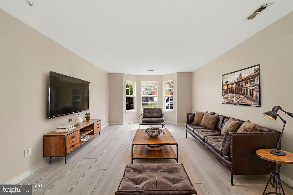 522 Jason Drive photo 5