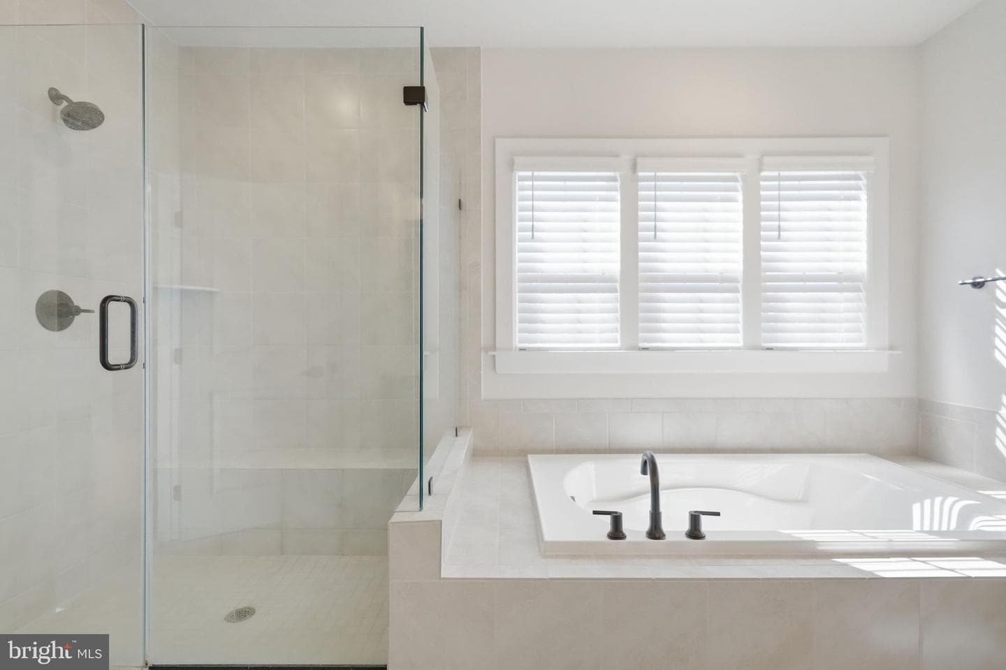 200 Mayfield Lane photo 28
