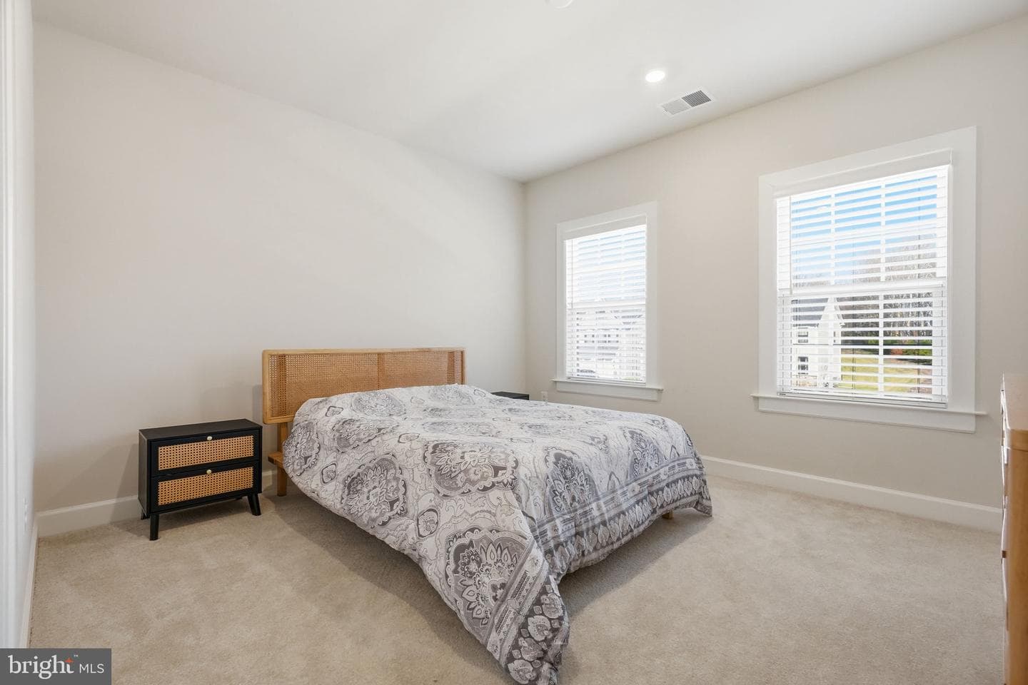200 Mayfield Lane photo 40