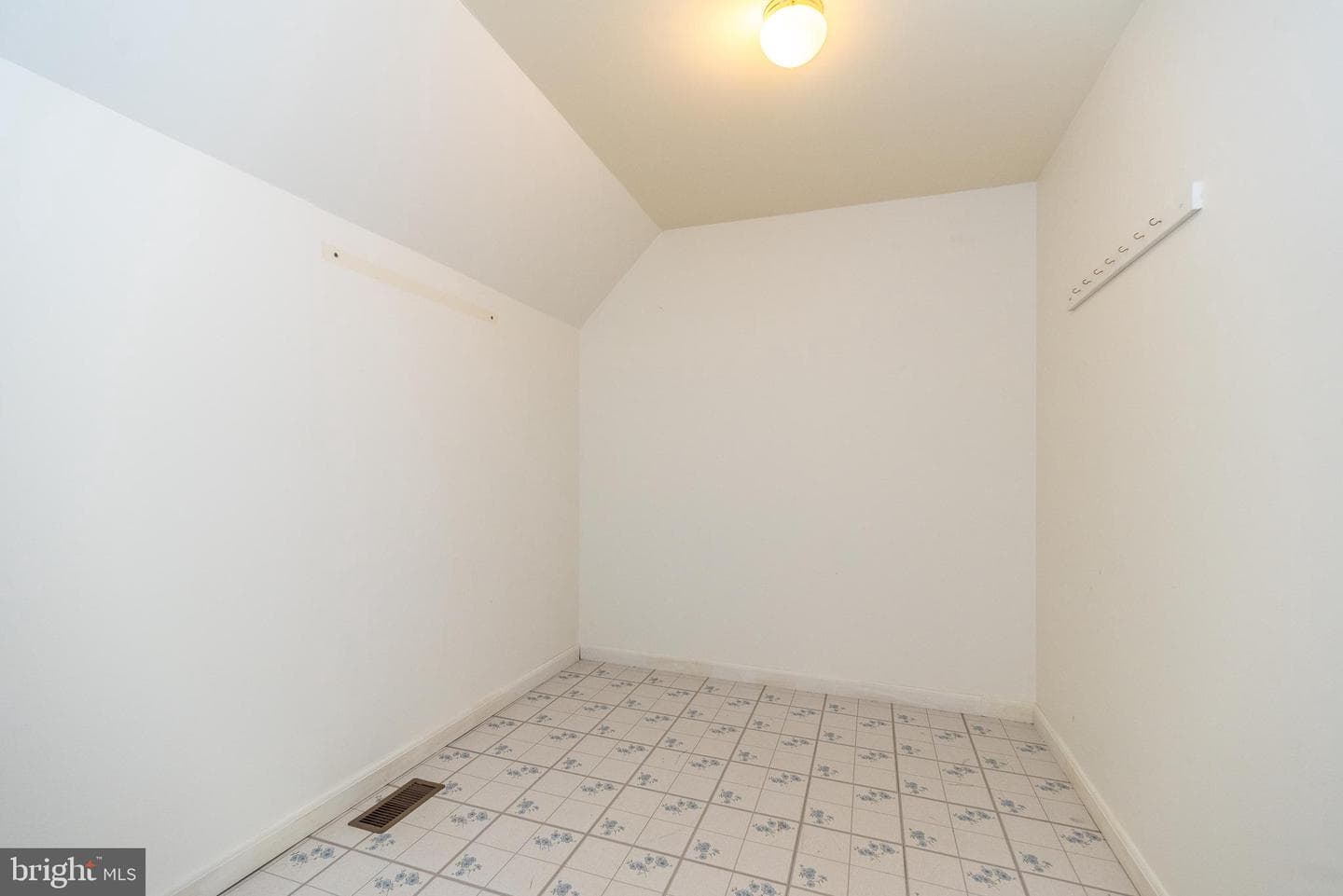 540 Black Walnut Drive photo 46