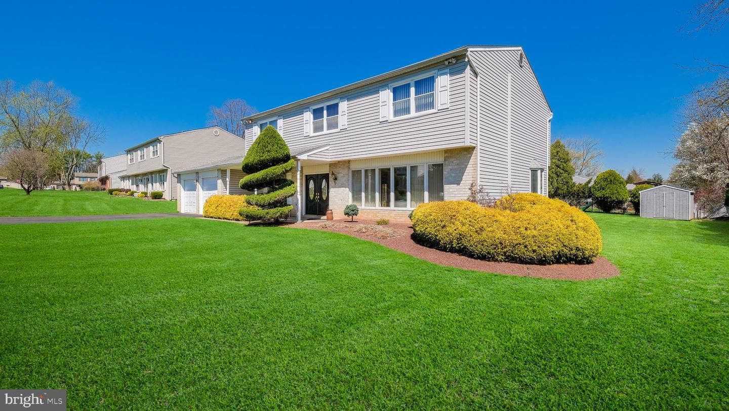 73 Springwood Drive photo 4