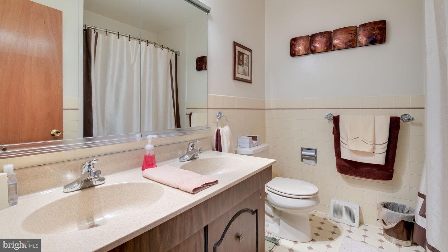 73 Springwood Drive photo 40