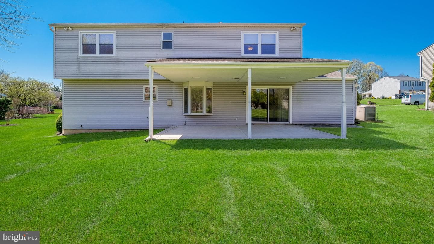 73 Springwood Drive photo 49