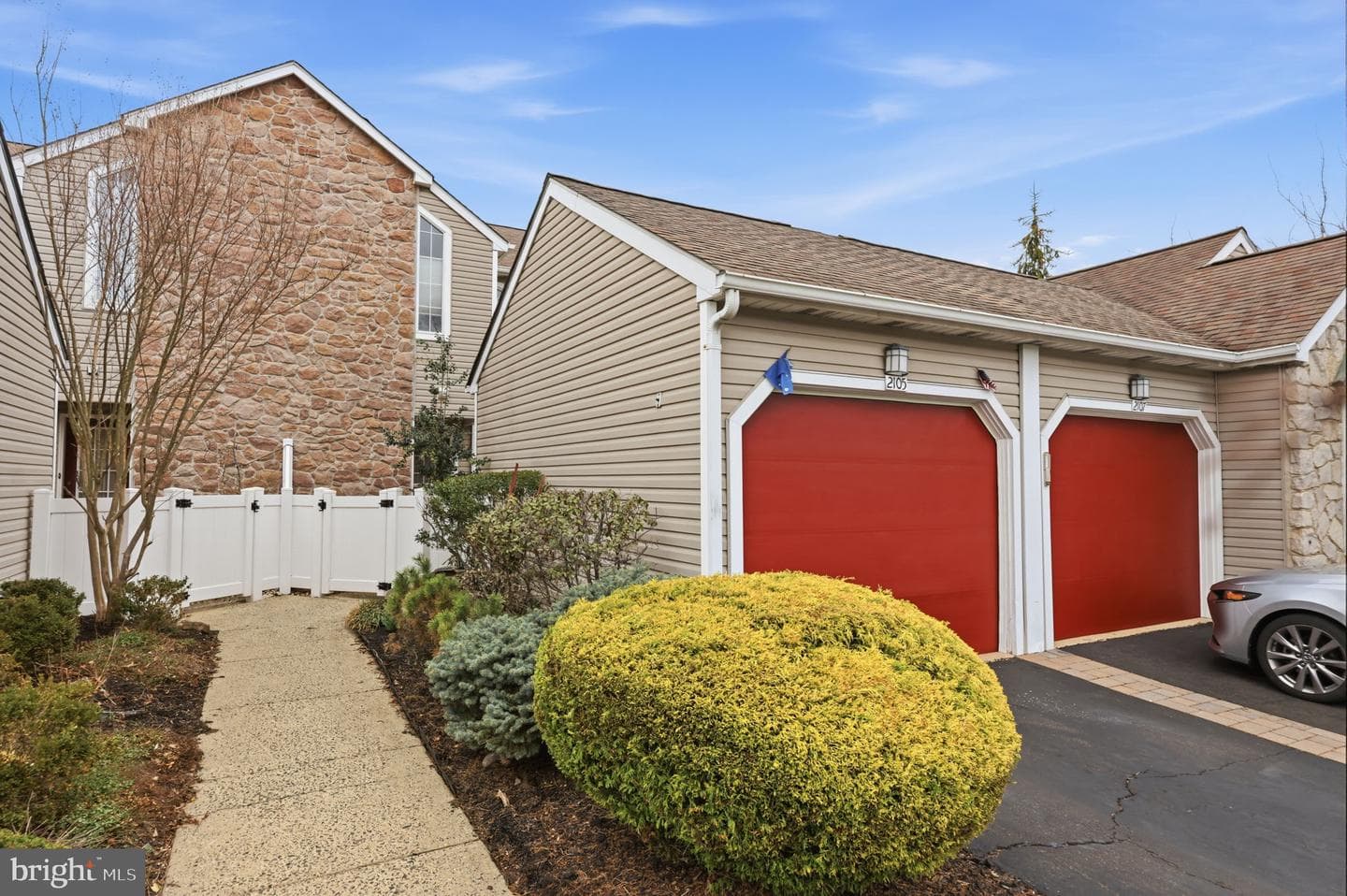 2105 Potters Place