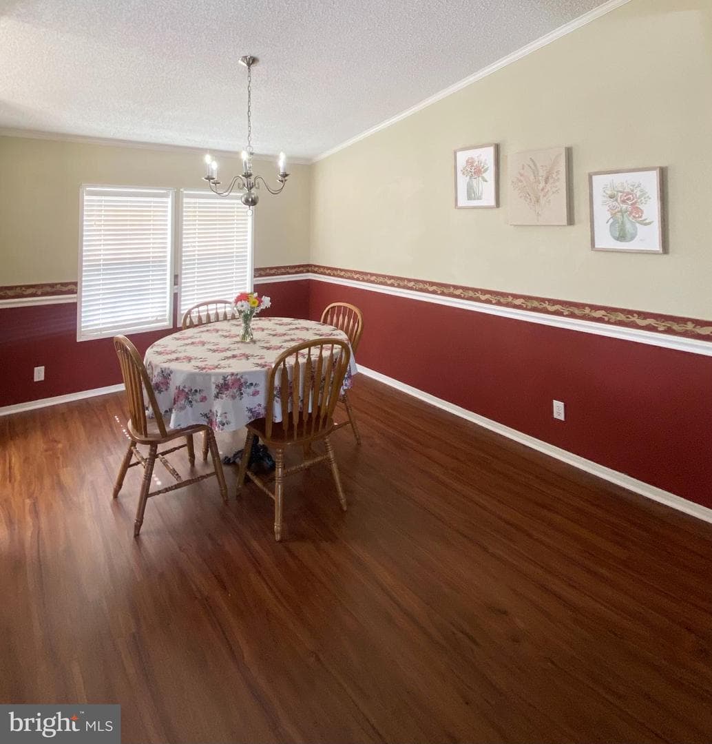 449 Grouse Court W photo 16