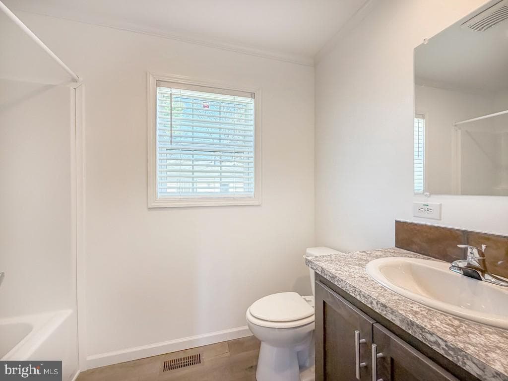 6327 Fuller Drive photo 16