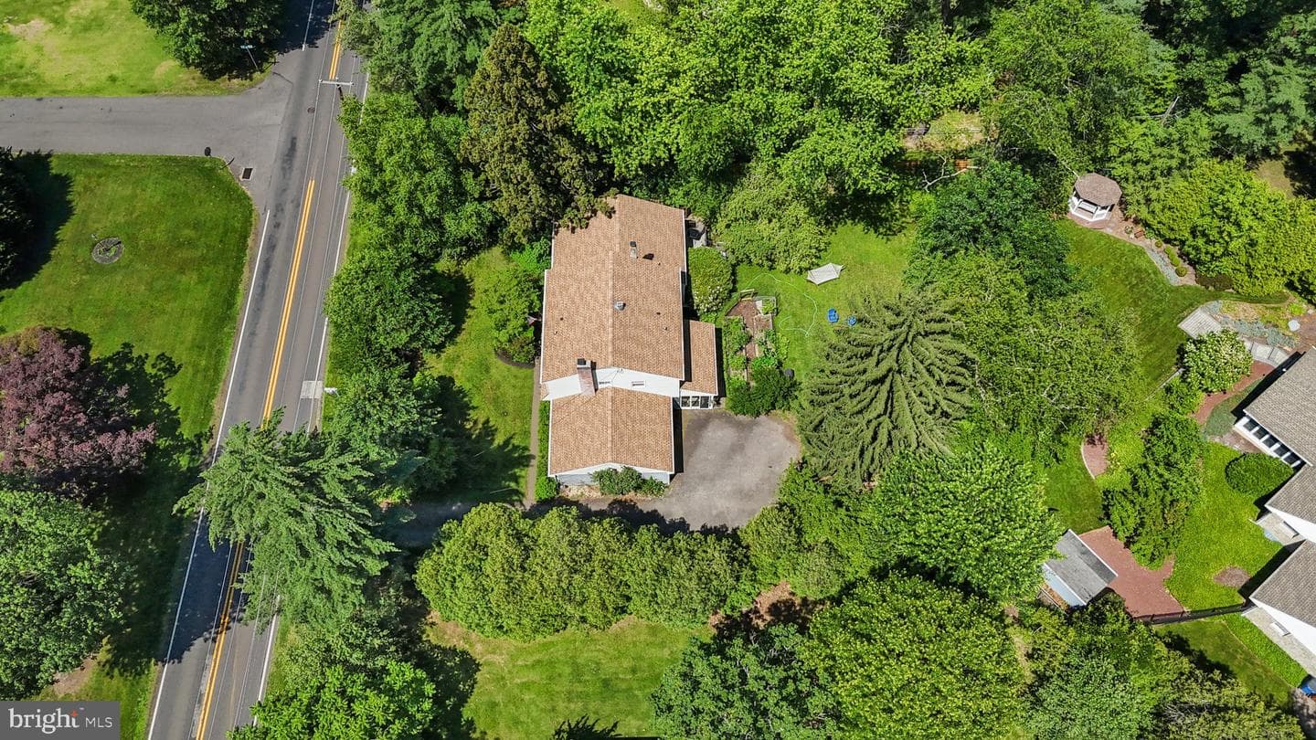 28 Edgewood Road photo 36