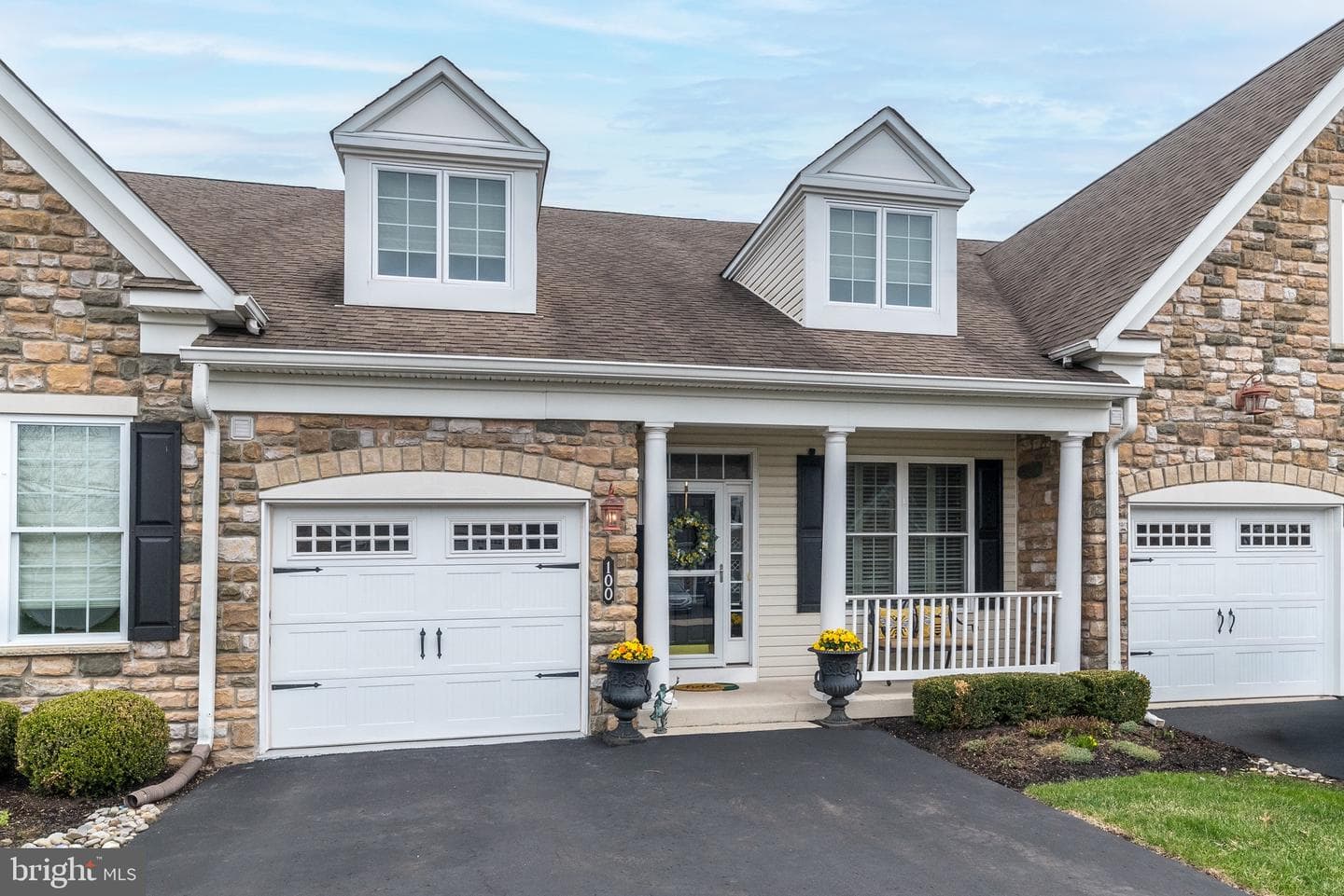 100 Reagan Drive photo 2