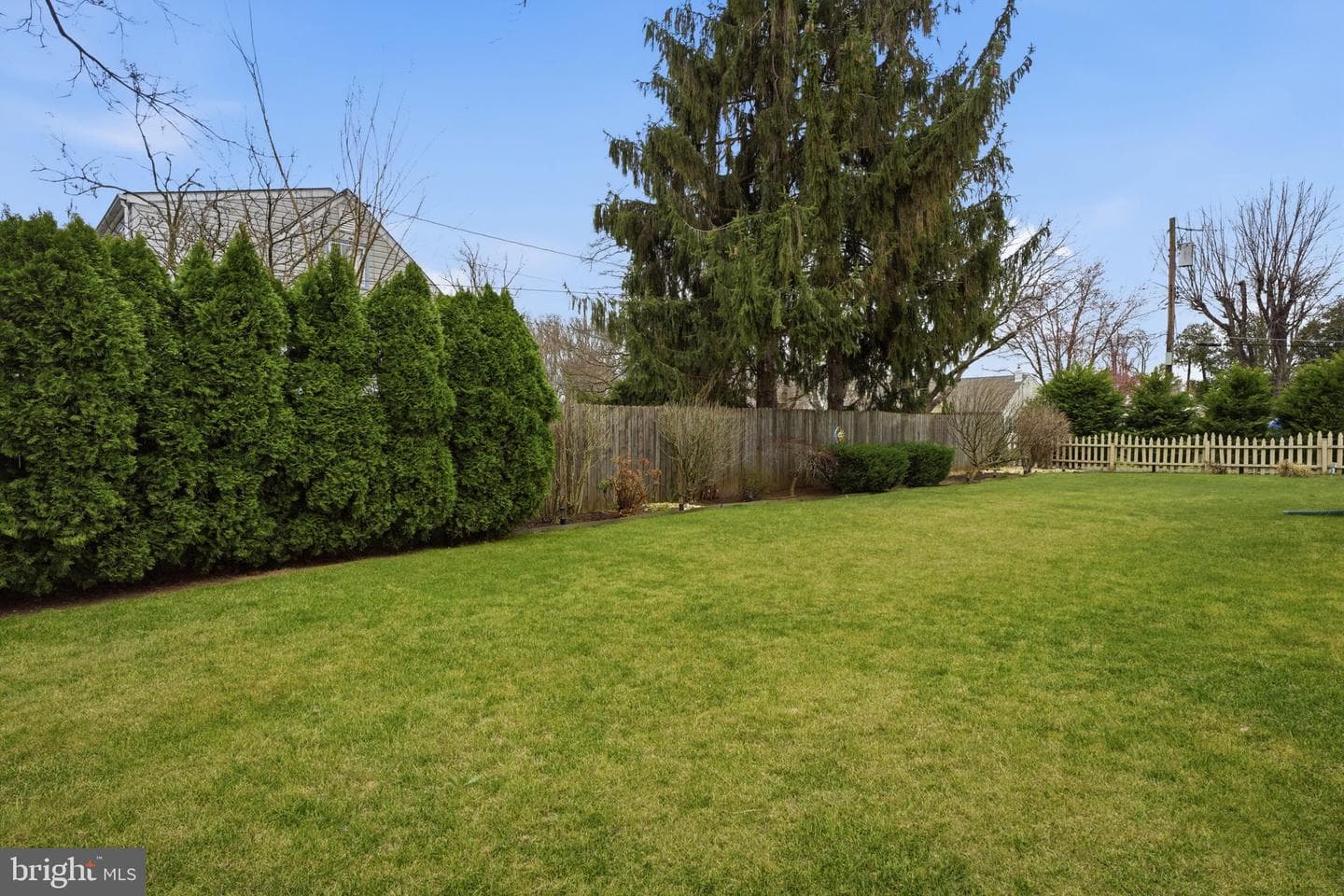 211 Longview Avenue photo 41