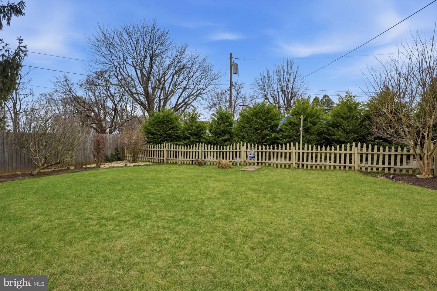 211 Longview Avenue photo 45