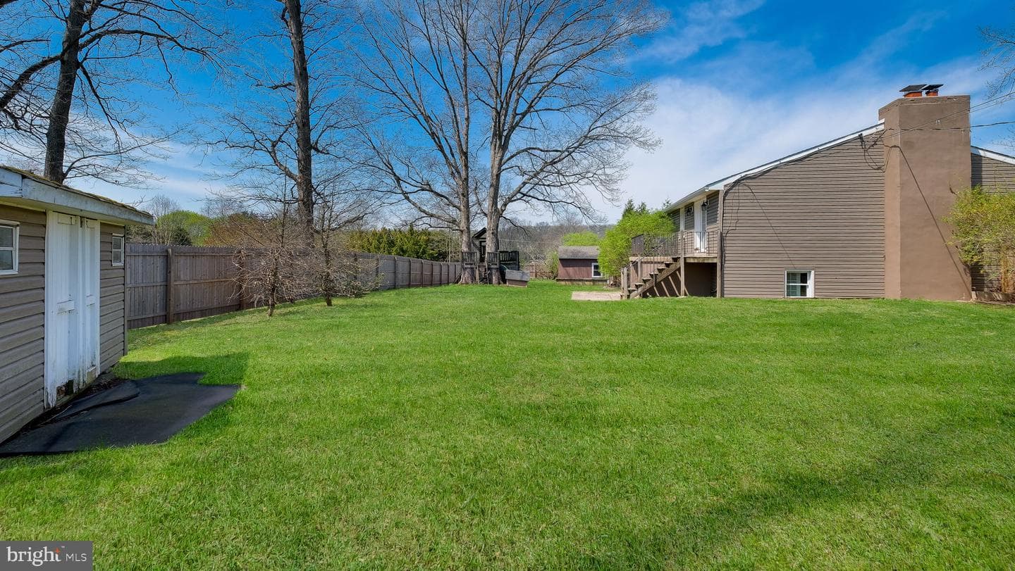 152 Blooming Glen Road photo 30