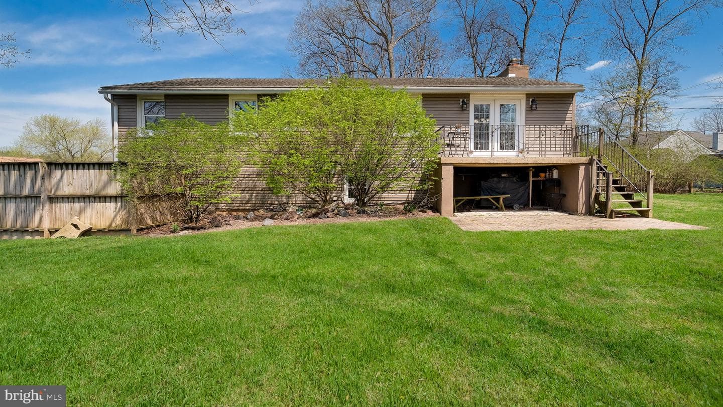 152 Blooming Glen Road photo 32