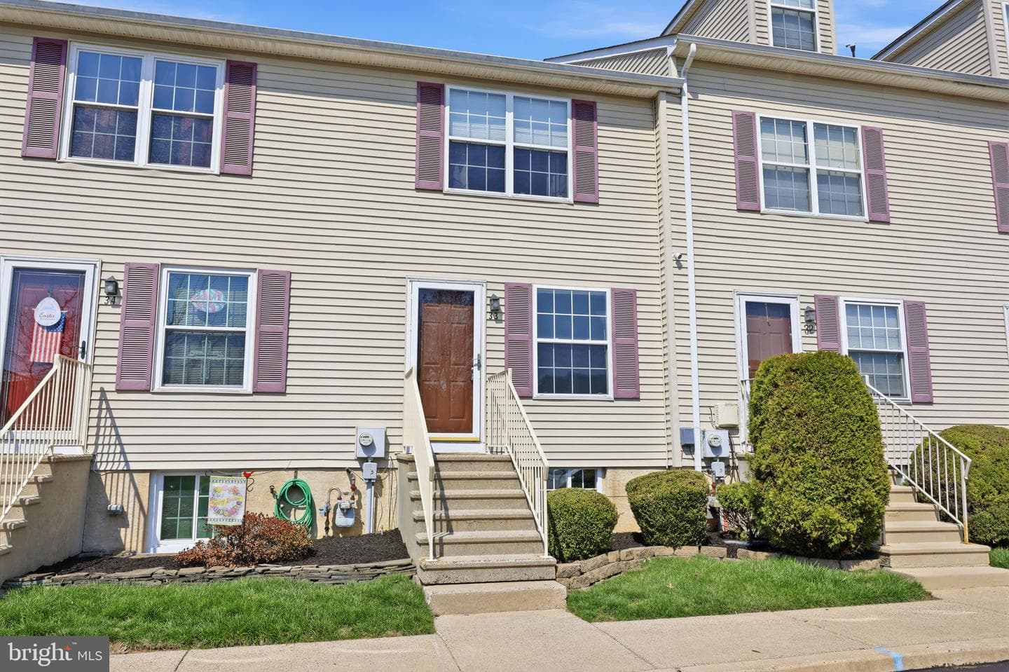 33 Carriage Knoll Court photo 2