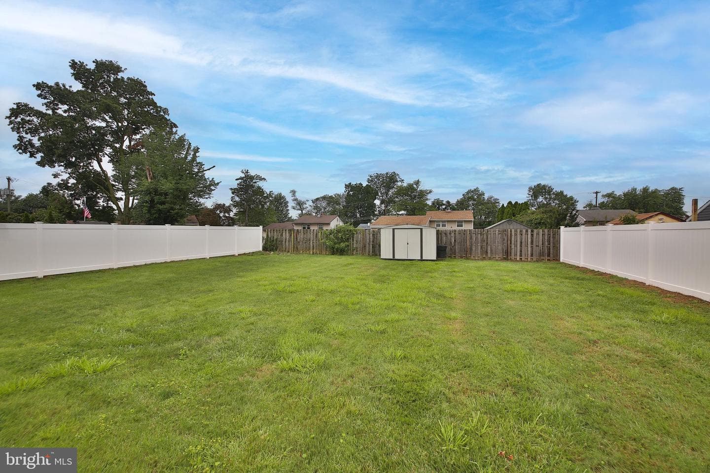 3072 Richlieu Road photo 20