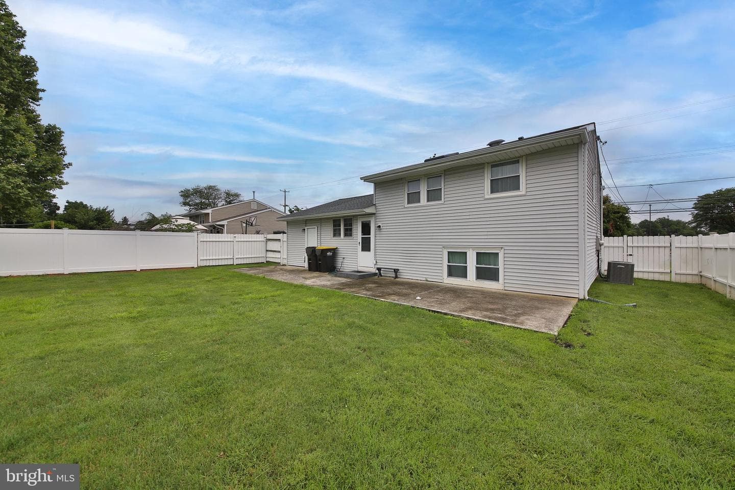 3072 Richlieu Road photo 24