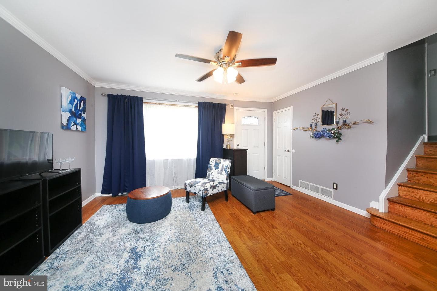 3072 Richlieu Road photo 3