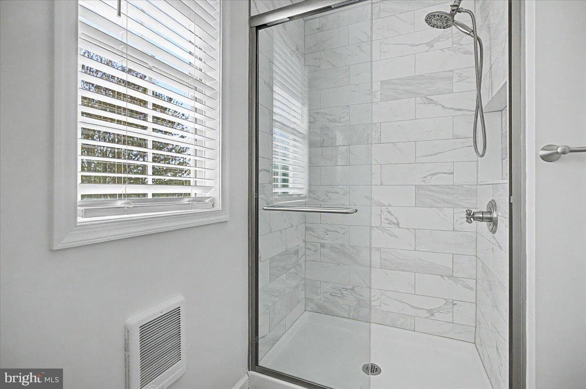 112 Trotters Way photo 36