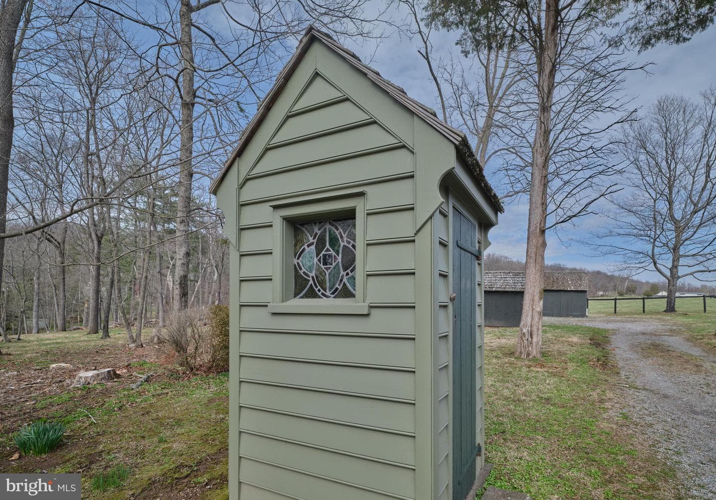 6049 Pidcock Creek Road photo 51