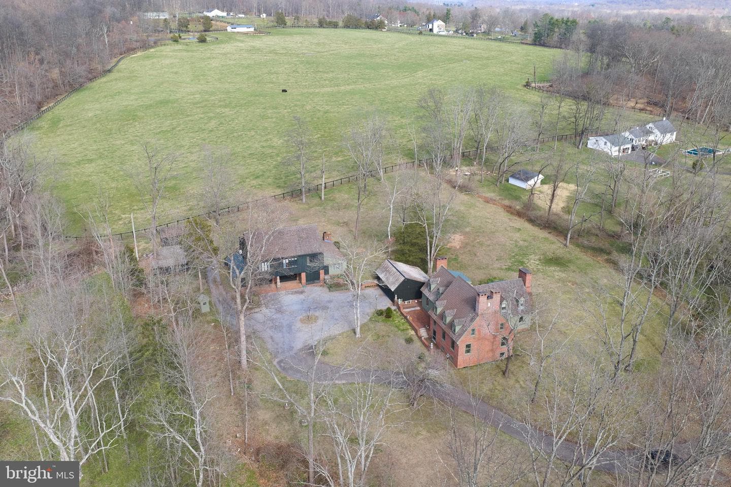 6049 Pidcock Creek Road photo 53